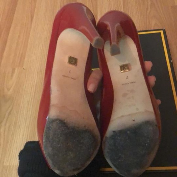 Pour La Victoire Red Soft Patent Peeptoe Ajax Pump - Picture 7 of 7